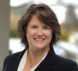 Kristine Altmann headshot